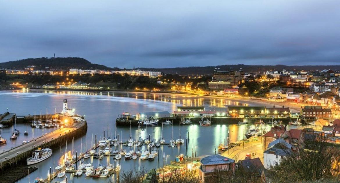 Appartement Lighthouse View, One Min From Harbour & Beach à Scarborough Extérieur photo