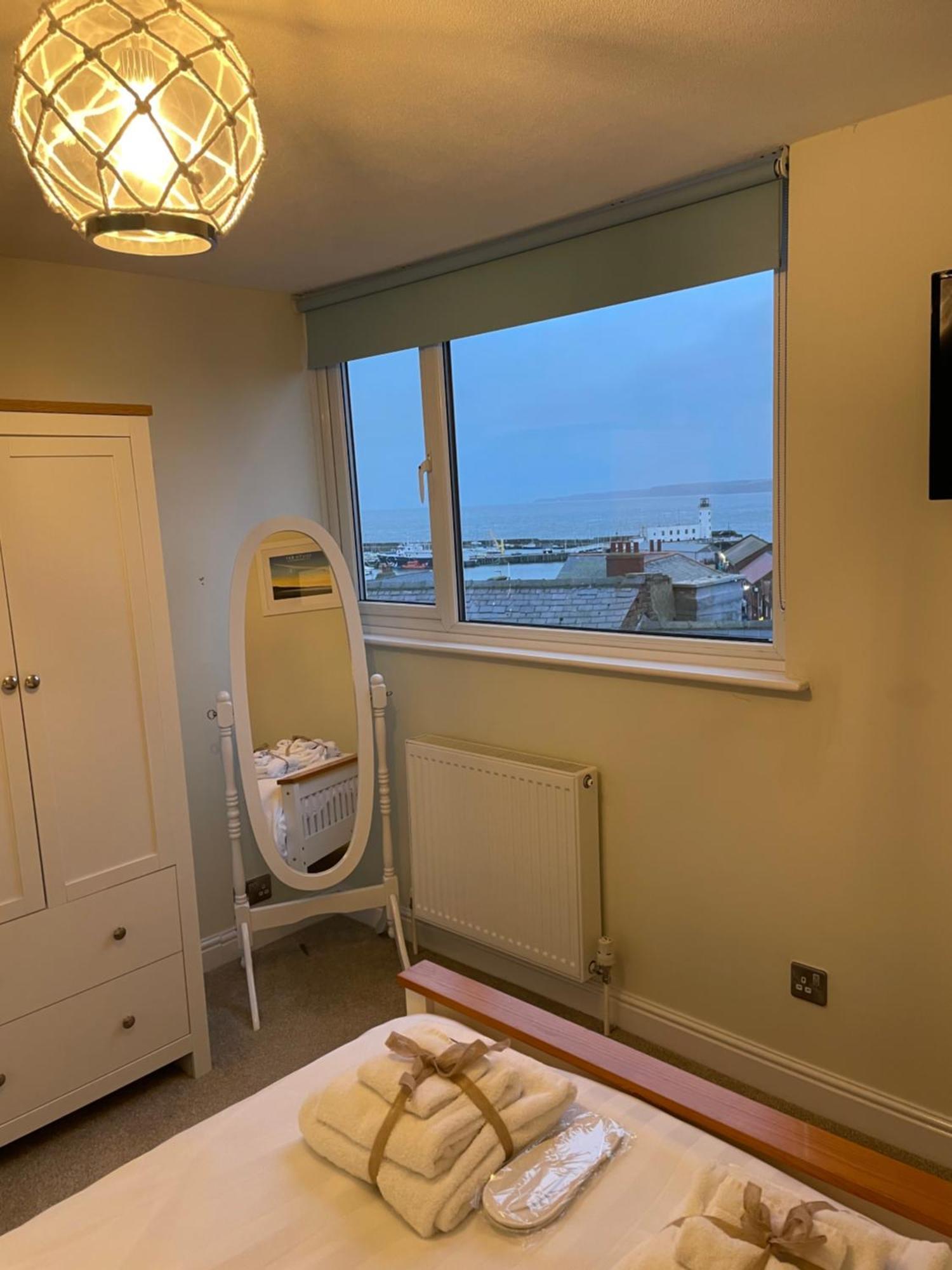Appartement Lighthouse View, One Min From Harbour & Beach à Scarborough Extérieur photo